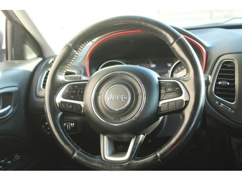 Used 2019 Jeep Compass Trailhawk w/ Leather Interior Group image 16