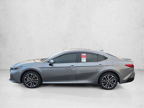 New 2026 Toyota Camry XLE image 5