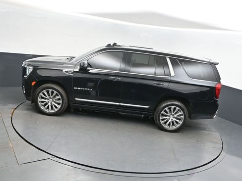 Used 2021 GMC Yukon Denali w/ Denali Premium Package image 38