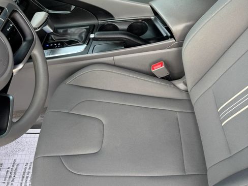 Used 2024 Hyundai Elantra SEL FWD image 20
