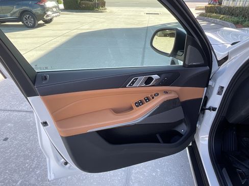 New 2026 BMW X5 xDrive50e AWD/4WD image 8