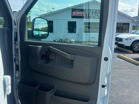 Used 2019 Chevrolet Express 2500 w/ Driver Convenience Package RWD image 27