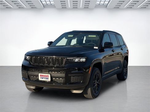 New 2025 Jeep Grand Cherokee L Altitude image 8