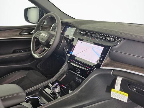 New 2026 Jeep Grand Cherokee Altitude AWD/4WD image 41