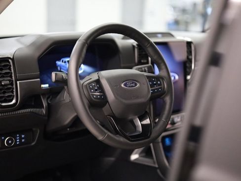 Used 2024 Ford Ranger Lariat image 12