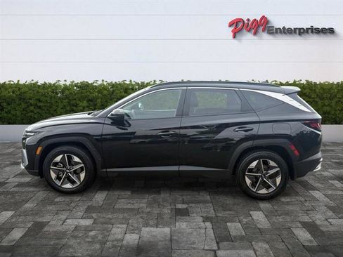 Used 2025 Hyundai Tucson SEL FWD image 3