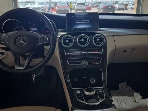 Used 2017 Mercedes-Benz C 300 4MATIC Sedan image 3