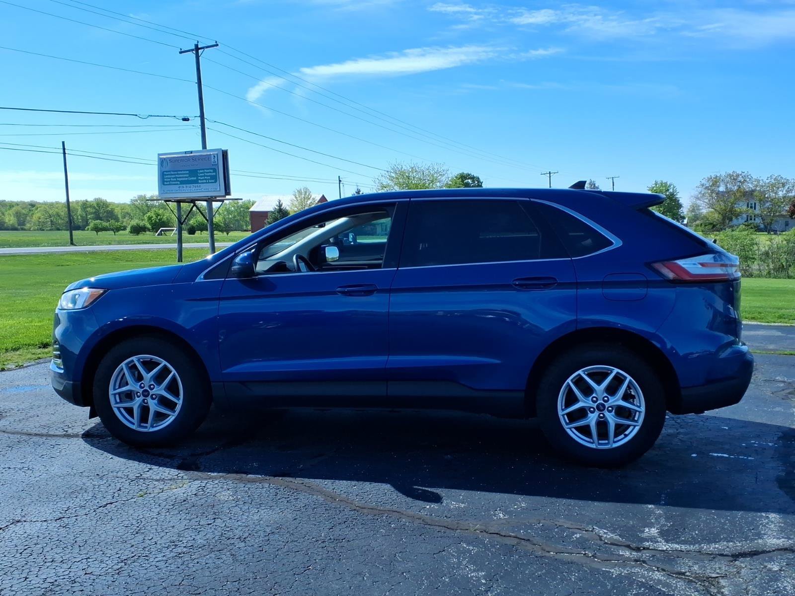 Used 2022 Ford Edge SEL w/ Convenience Package AWD/4WD image 5