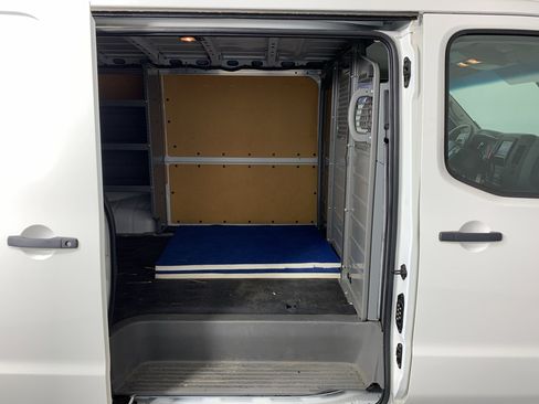 Used 2019 Nissan NV 2500 SV RWD image 28