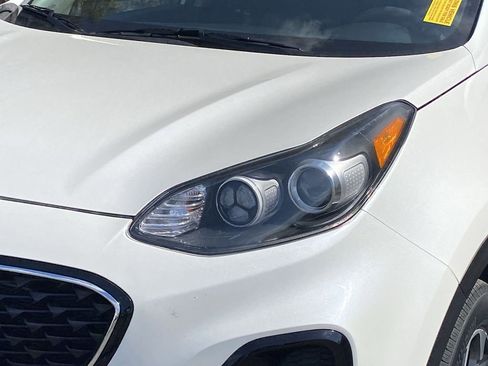 Used 2021 Kia Sportage LX image 12