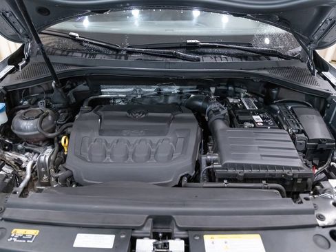 Used 2023 Volkswagen Tiguan SE R-Line FWD image 26
