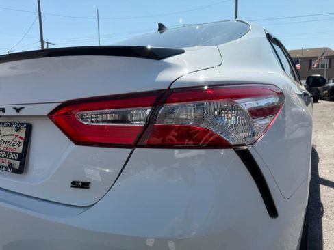 Used 2020 Toyota Camry SE image 27