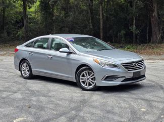 Used 2016 Hyundai Sonata SE FWD video 1
