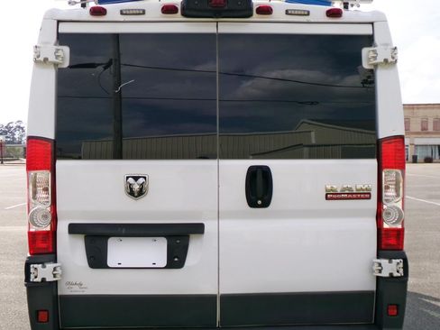 Used 2017 RAM ProMaster 1500 FWD image 4