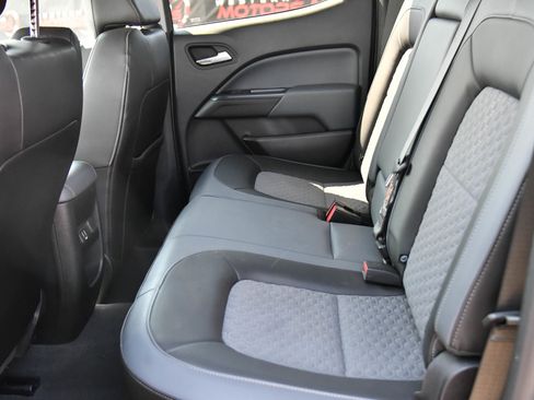 Used 2020 Chevrolet Colorado Z71 image 33