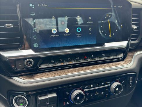 Used 2023 Chevrolet Silverado 1500 LT w/ Convenience Package II image 18