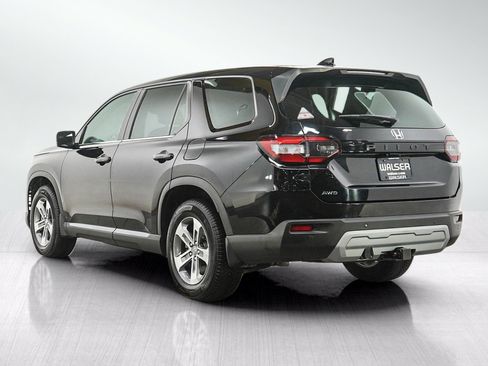 Used 2023 Honda Pilot EX-L image 3