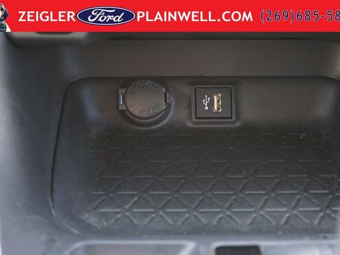 Used 2024 Toyota RAV4 XLE AWD/4WD image 21
