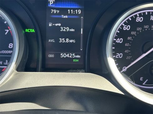 Used 2023 Toyota Camry LE image 31