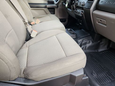 Used 2018 Ford F350 XLT w/ XLT Value Package image 19