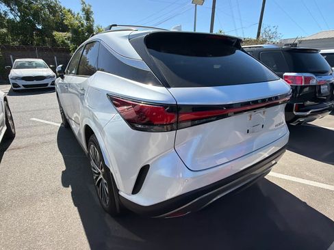 Used 2024 Lexus RX 350 Premium Plus w/ Convenience Package FWD image 4