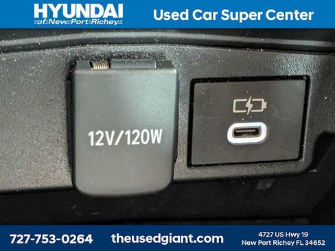 Used 2024 Toyota Corolla SE FWD image 24