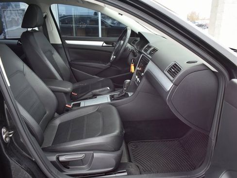 Used 2012 Volkswagen Passat TDI SE image 39