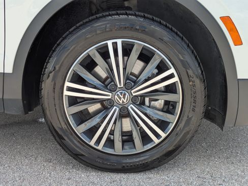 Used 2024 Volkswagen Tiguan Wolfsburg Edition AWD/4WD image 11