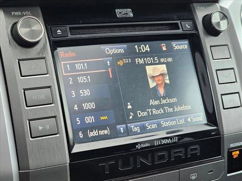 Used 2016 Toyota Tundra SR5 image 25