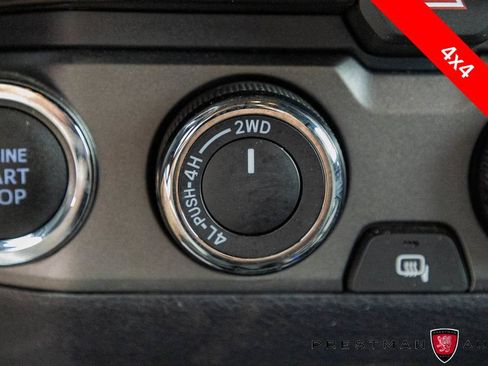 Used 2022 Toyota Tacoma TRD Off-Road w/ Black Out Package (TMS) AWD/4WD image 8