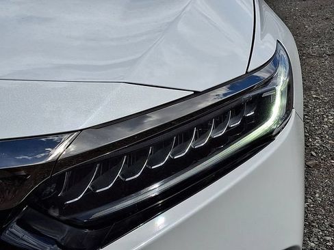 Used 2022 Honda Accord Sport image 9