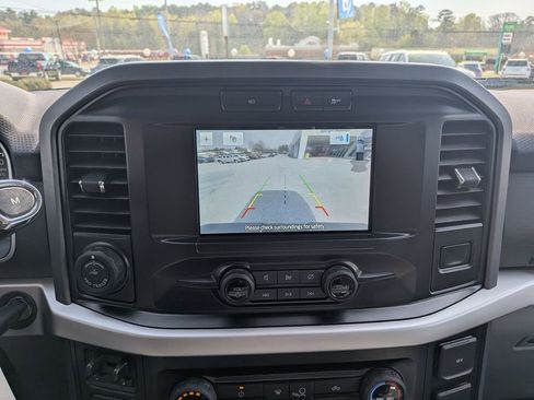 Used 2023 Ford F150 XLT w/ Trailer Tow Package image 25