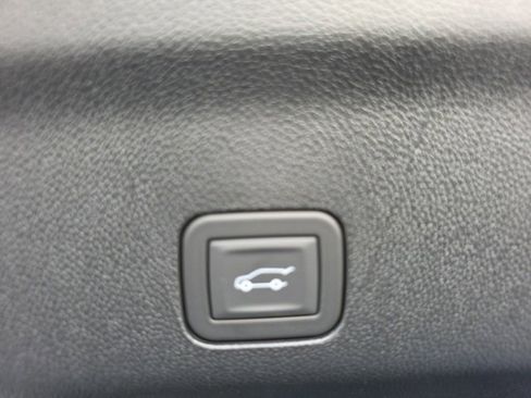 New 2026 Chevrolet Tahoe High Country image 38