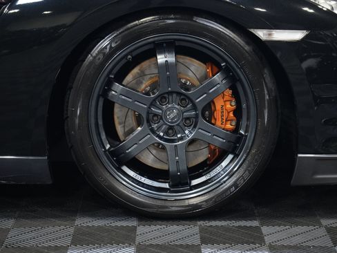 Used 2015 Nissan GT-R Black Edition AWD/4WD image 49
