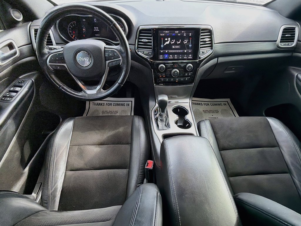 Used 2021 Jeep Grand Cherokee Laredo RWD image 16