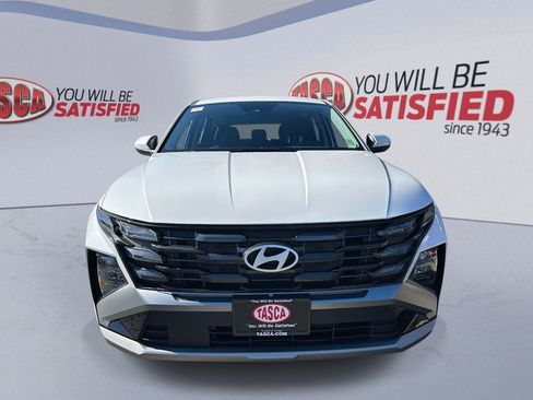 Certified 2026 Hyundai Tucson SE image 8