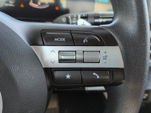 Used 2025 Hyundai Sonata SEL FWD image 23