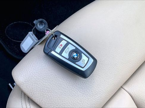 Used 2018 BMW 430i Convertible RWD image 13