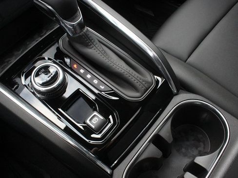 New 2026 GMC Canyon Elevation w/ Convenience Package image 50