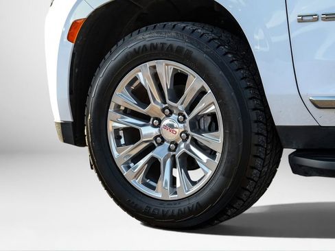 Used 2024 GMC Yukon XL Denali AWD/4WD image 69