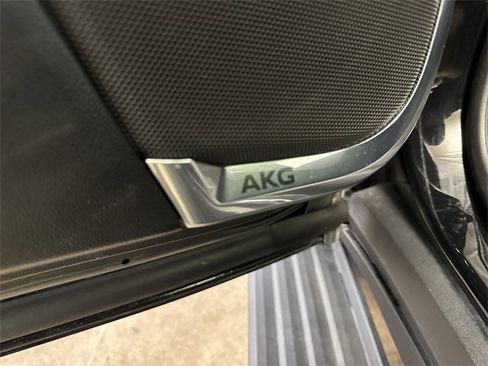 Used 2022 Cadillac Escalade Sport w/ Touring Package image 29