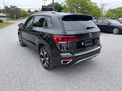 Used 2023 Volkswagen Taos SEL AWD/4WD image 3