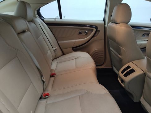 Used 2015 Ford Taurus Limited FWD image 19