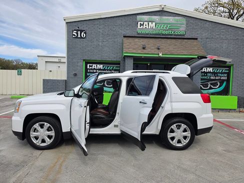 Used 2017 GMC Terrain SLT image 36