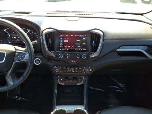 Used 2022 GMC Terrain AT4 w/ Infotainment Package II image 13