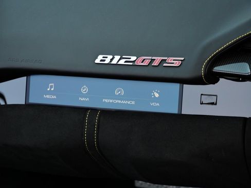 Used 2023 Ferrari 812 GTS RWD image 33