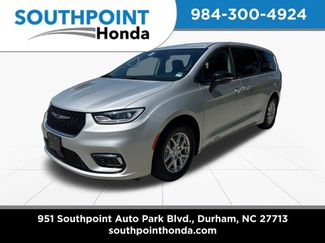 Used 2024 Chrysler Pacifica Touring-L FWD video 3