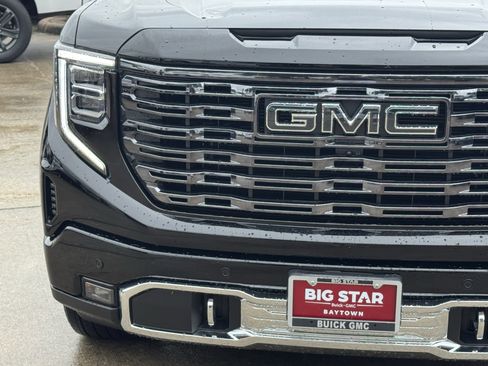 Used 2025 GMC Sierra 1500 Denali Ultimate AWD/4WD image 6
