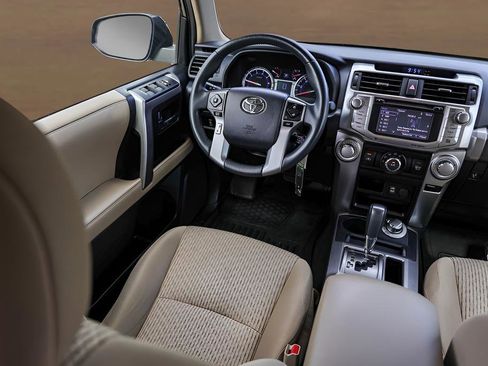 Used 2019 Toyota 4Runner SR5 AWD/4WD image 25