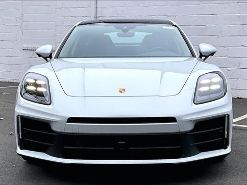 New 2026 Porsche Panamera 4 image 24